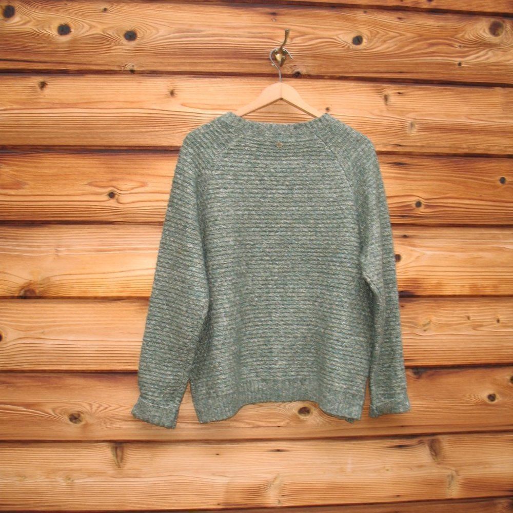 Sherpa Adventure Sweater  - Picture 6 of 9